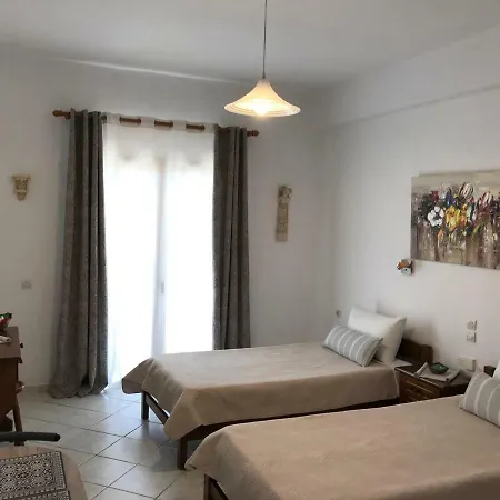 Floros Appartement *