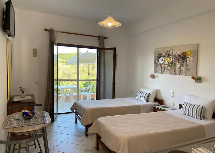 Floros Apartament *