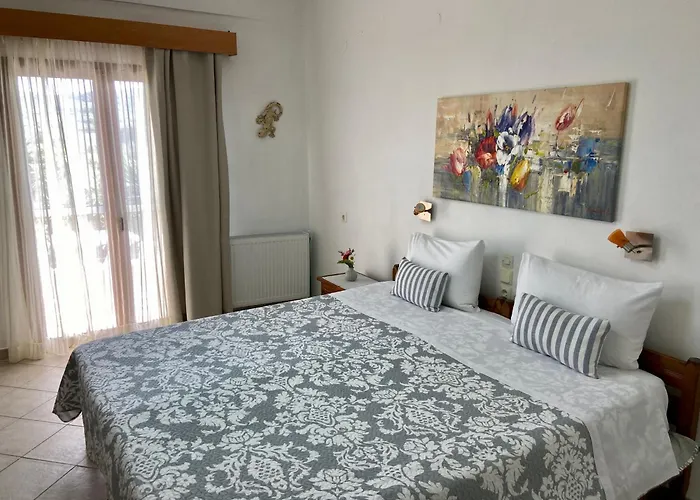 Floros Agios Stefanos Avliotes (Corfu)